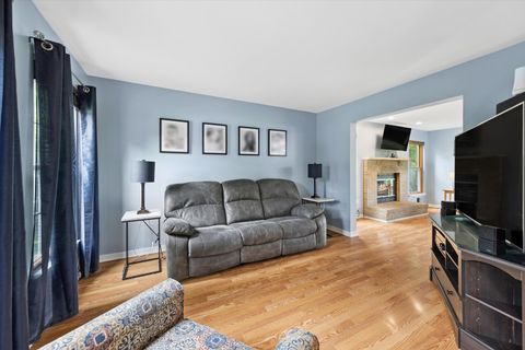 Tiny photo for 2725 Miller Road, Geneva, IL 60134 (MLS # 12654357)