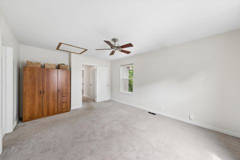 Tiny photo for 2725 Miller Road, Geneva, IL 60134 (MLS # 12654357)