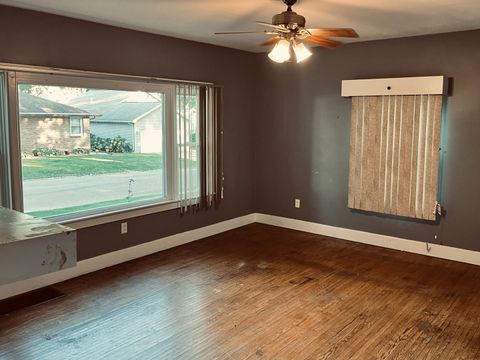 Tiny photo for 1249 Creve Coeur Street, Lasalle, IL 61301 (MLS # 12481596)