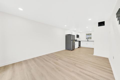 Tiny photo for 4023 W 58th Place, Chicago, IL 60629 (MLS # 12589390)
