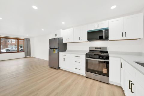 Tiny photo for 4023 W 58th Place, Chicago, IL 60629 (MLS # 12589390)