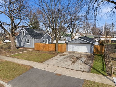 Tiny photo for 7851 Suburban Lane, Bridgeview, IL 60455 (MLS # 12621521)