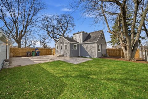 Tiny photo for 7851 Suburban Lane, Bridgeview, IL 60455 (MLS # 12621521)