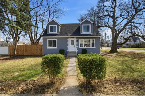Tiny photo for 7851 Suburban Lane, Bridgeview, IL 60455 (MLS # 12621521)