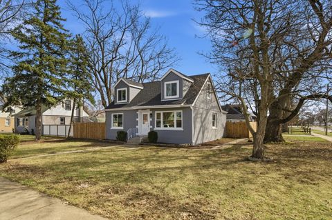 Tiny photo for 7851 Suburban Lane, Bridgeview, IL 60455 (MLS # 12621521)
