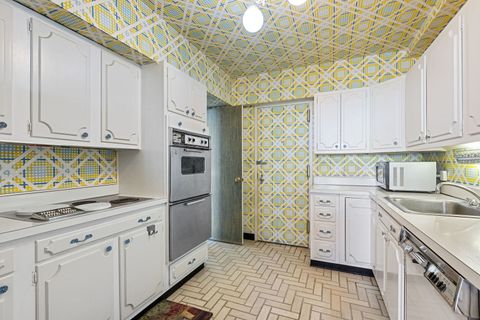 Tiny photo for 3150 N Lake Shore Drive #30C, Chicago, IL 60657 (MLS # 12361436)