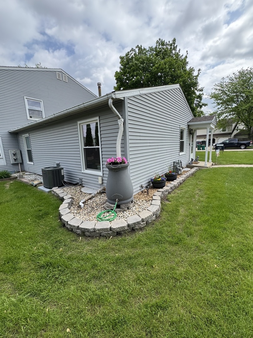1521 E Stonehenge Drive 1521