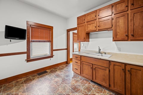 Tiny photo for 2728 E 18th Street, Davenport, IA 52803 (MLS # 12762401)