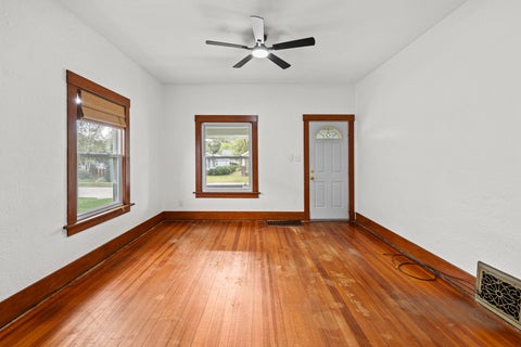 Tiny photo for 2728 E 18th Street, Davenport, IA 52803 (MLS # 12762401)