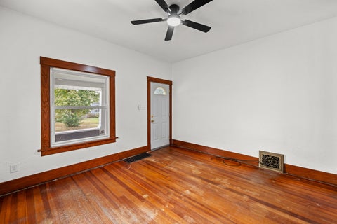 Tiny photo for 2728 E 18th Street, Davenport, IA 52803 (MLS # 12762401)