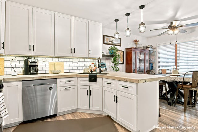 526 Silver Aspen Circle