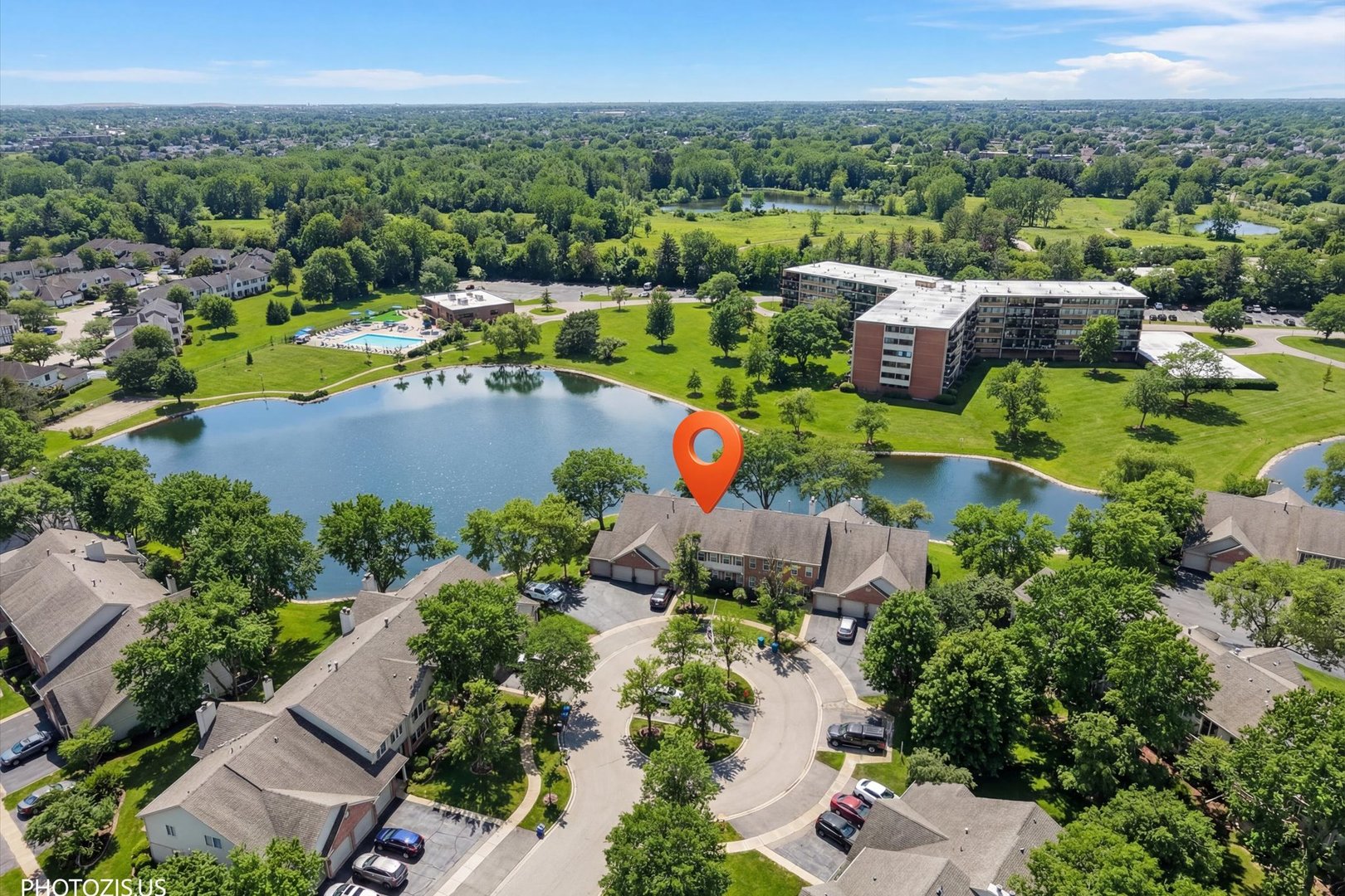 1251 ROSEWOOD Court B2