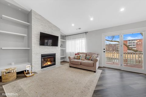 Tiny photo for 1251 ROSEWOOD Court #B2, Schaumburg, IL 60193 (MLS # 12574390)