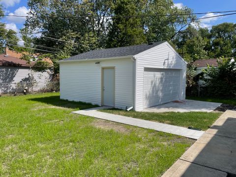 Tiny photo for 228 E 141st Street, Dolton, IL 60419 (MLS # 12404681)
