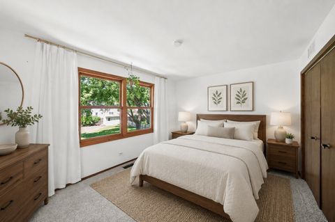 Tiny photo for 925 Manchester Street, Naperville, IL 60563 (MLS # 12677948)