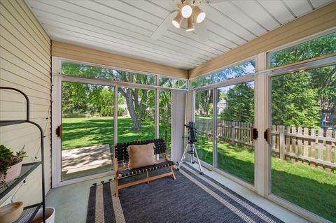 Tiny photo for 925 Manchester Street, Naperville, IL 60563 (MLS # 12677948)