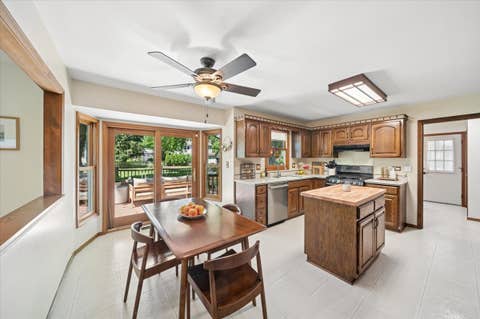 Tiny photo for 925 Manchester Street, Naperville, IL 60563 (MLS # 12677948)