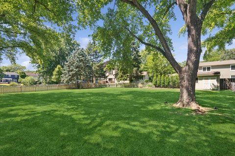 Tiny photo for 925 Manchester Street, Naperville, IL 60563 (MLS # 12677948)