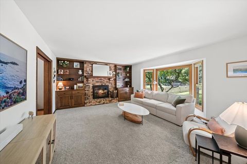Tiny photo for 925 Manchester Street, Naperville, IL 60563 (MLS # 12677948)