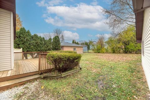 Tiny photo for 10540 S Sun Valley Court, Palos Hills, IL 60465 (MLS # 12504158)