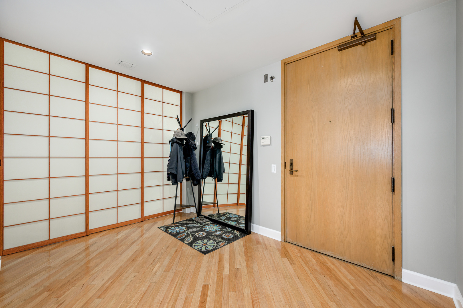 680 N Lake Shore Drive 322