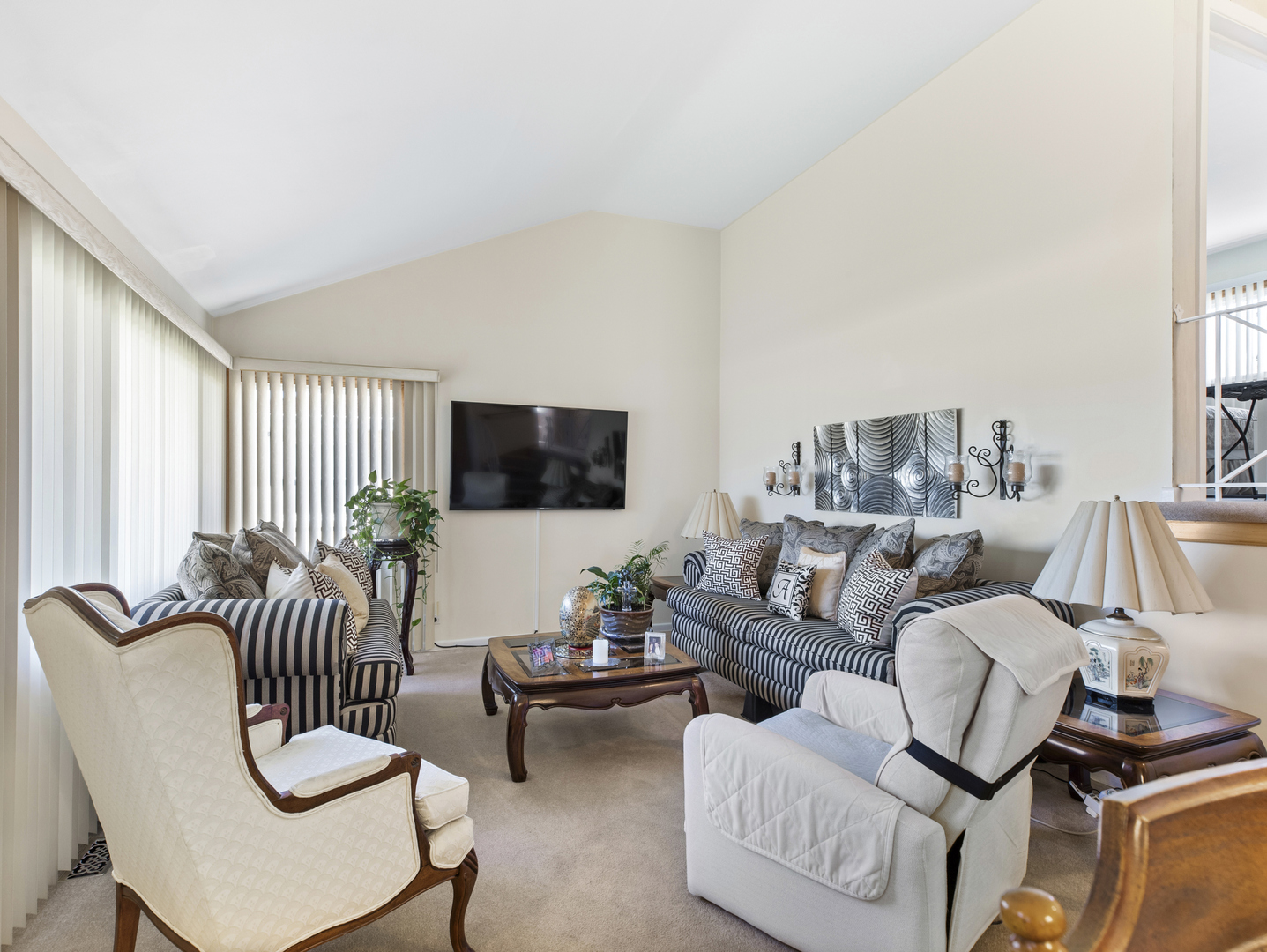 8755 N Oleander Avenue