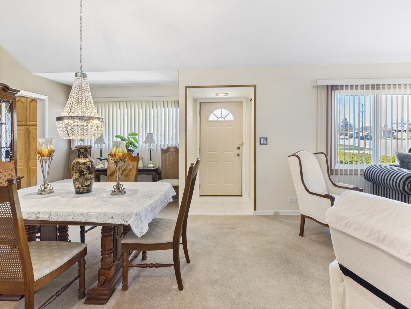 8755 N Oleander Avenue