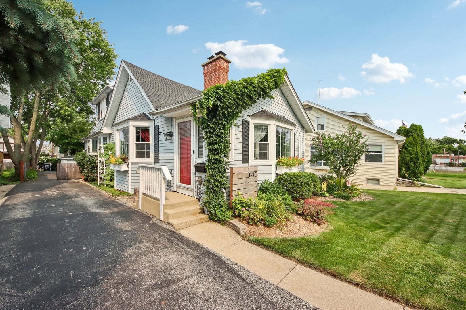1216 Canfield Road