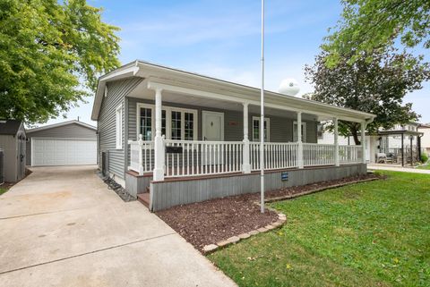 8818 Fairway Drive Orland Park IL 60462