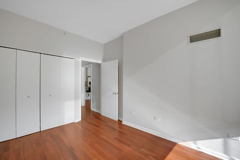 Tiny photo for 1201 S Prairie Avenue #2404, Chicago, IL 60605 (MLS # 12504693)