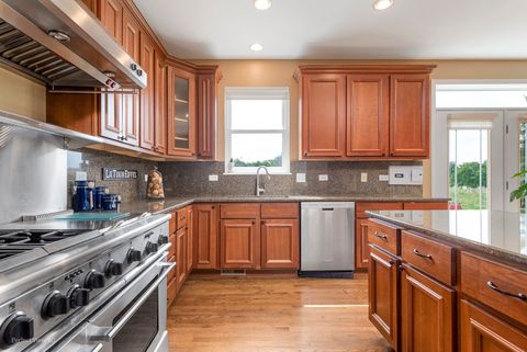 Tiny photo for 380 Merion Drive, Cary, IL 60013 (MLS # 12434814)