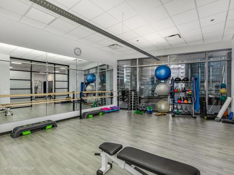 Tiny photo for 333 N Canal Street #3404, Chicago, IL 60606 (MLS # 12587838)