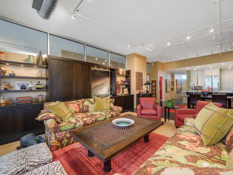 Tiny photo for 333 N Canal Street #3404, Chicago, IL 60606 (MLS # 12587838)