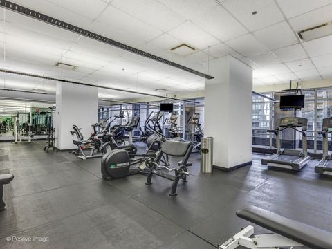 Tiny photo for 333 N Canal Street #3404, Chicago, IL 60606 (MLS # 12587838)