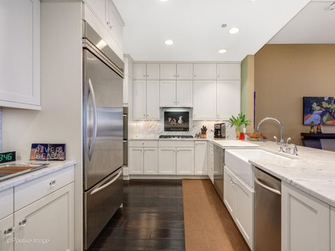 Tiny photo for 333 N Canal Street #3404, Chicago, IL 60606 (MLS # 12587838)