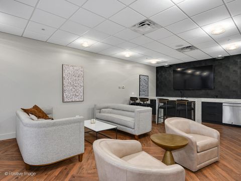 Tiny photo for 333 N Canal Street #3404, Chicago, IL 60606 (MLS # 12587838)