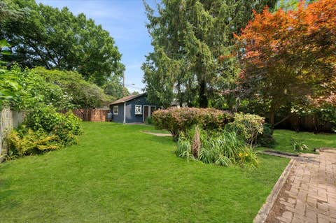 Tiny photo for 1315 Leonard Place, Evanston, IL 60201 (MLS # 12729474)