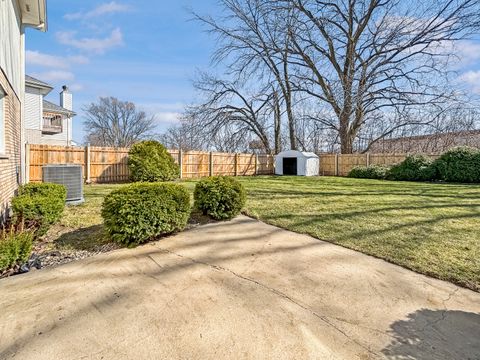 Tiny photo for 4933 Meadow Lake Drive, Richton Park, IL 60471 (MLS # 12603477)