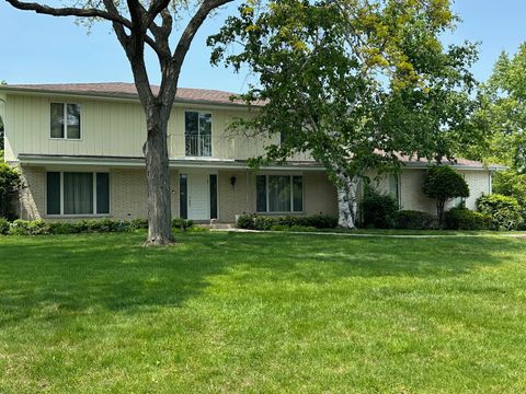 2380 Highmoor Road Highland Park IL 60035
