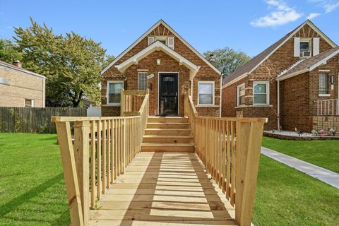 Tiny photo for Riverdale, IL 60827 (MLS # 12489208)