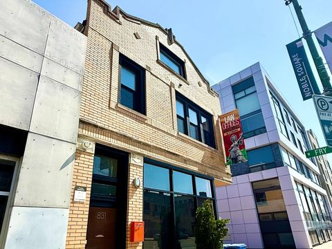 831 N Ashland Avenue 2 Chicago IL 60622