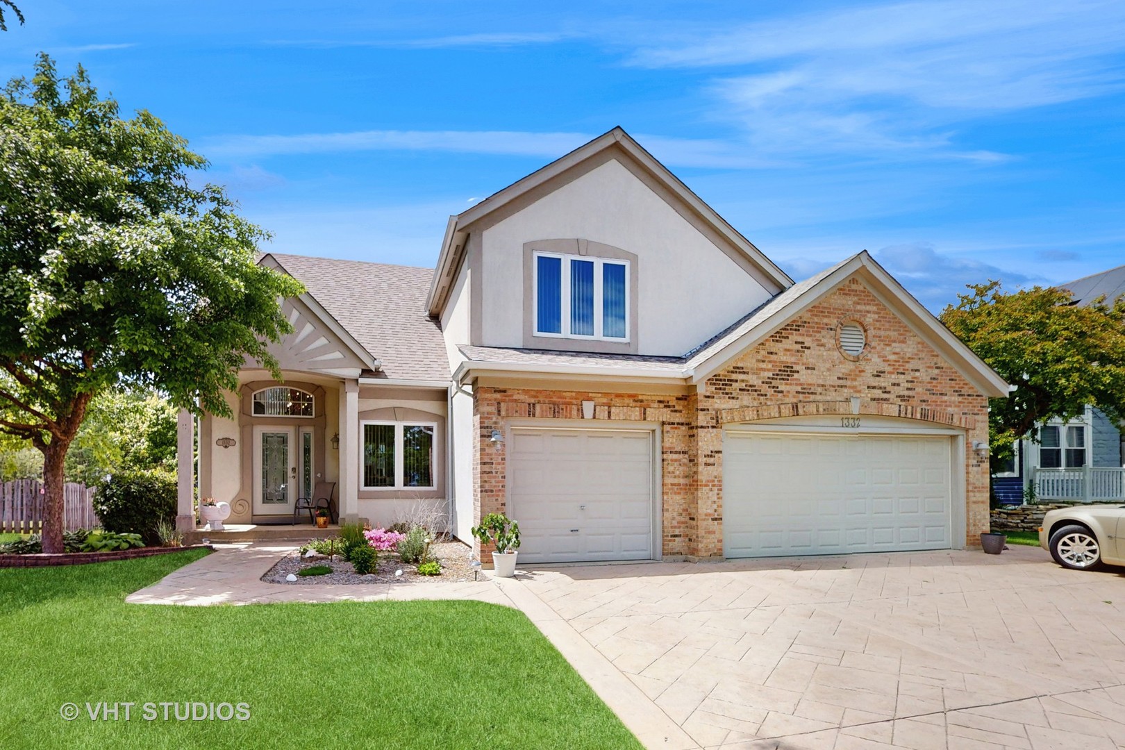 1332 Beacon Lane