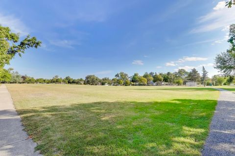 Tiny photo for 901 S Can Dota Avenue, Mount Prospect, IL 60056 (MLS # 12489315)