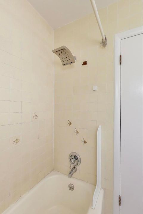 Tiny photo for 901 S Can Dota Avenue, Mount Prospect, IL 60056 (MLS # 12489315)