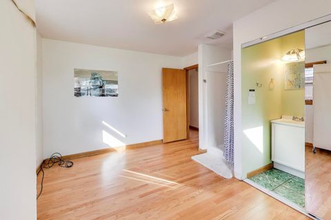 Tiny photo for 901 S Can Dota Avenue, Mount Prospect, IL 60056 (MLS # 12489315)