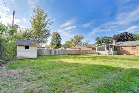 Tiny photo for 901 S Can Dota Avenue, Mount Prospect, IL 60056 (MLS # 12489315)