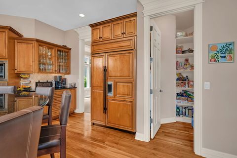 Tiny photo for 3711 Timber Creek Lane, Naperville, IL 60565 (MLS # 12643508)