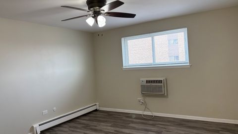 Tiny photo for 8901 N Western Avenue #206, Des Plaines, IL 60016 (MLS # 12589148)