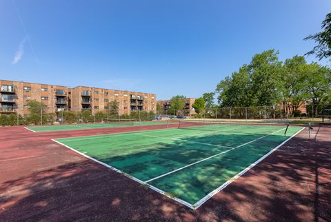 Tiny photo for 8901 N Western Avenue #206, Des Plaines, IL 60016 (MLS # 12589148)