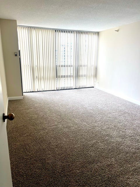 Tiny photo for 10 E Ontario Street #4706, Chicago, IL 60611 (MLS # 12777762)